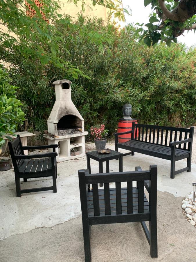 Les dahlias appartement 4 personnes Jacuzzi Barbecue Jardin arboré Climatisé Agde Esterno foto
