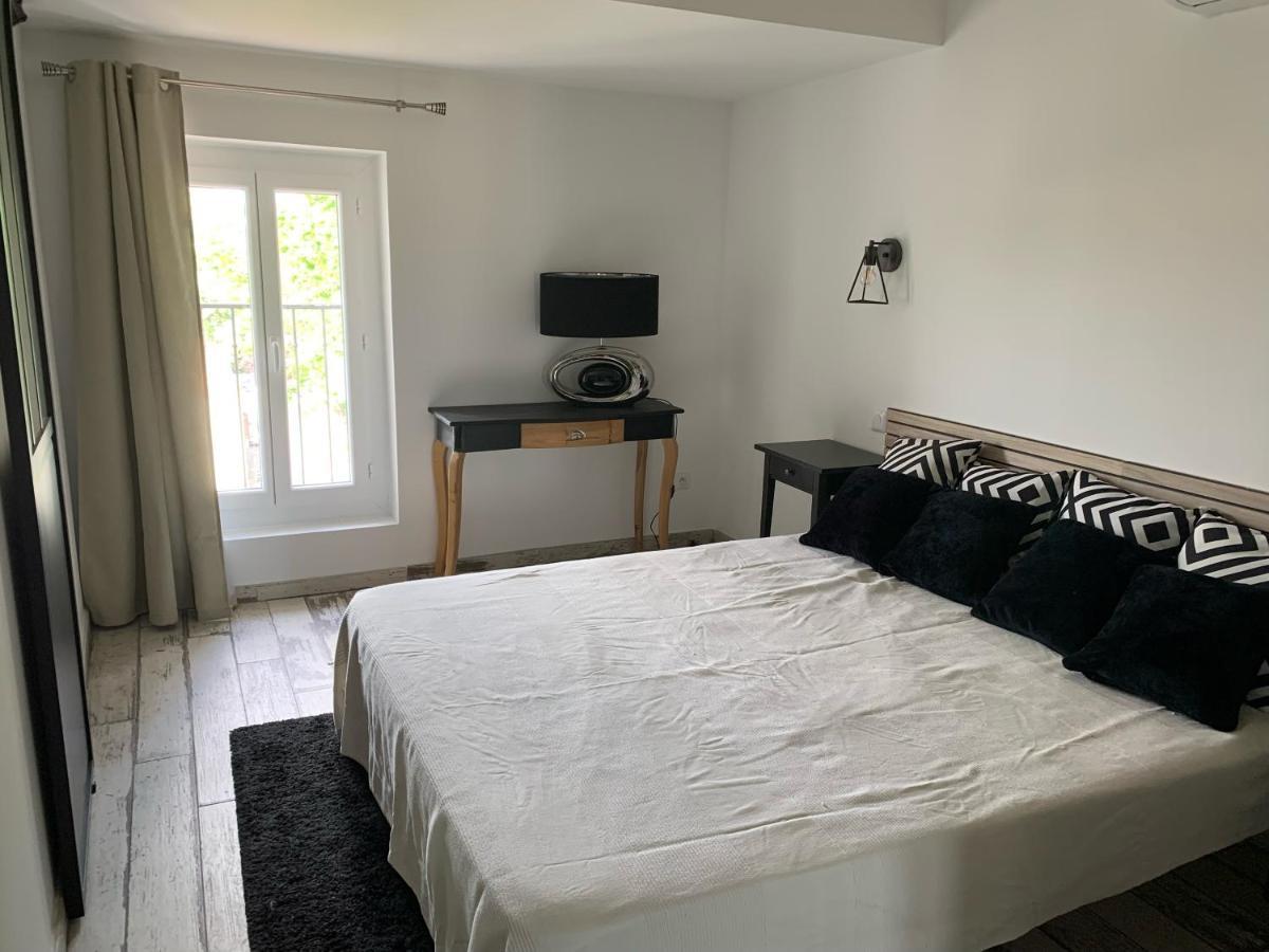 Les dahlias appartement 4 personnes Jacuzzi Barbecue Jardin arboré Climatisé Agde Esterno foto